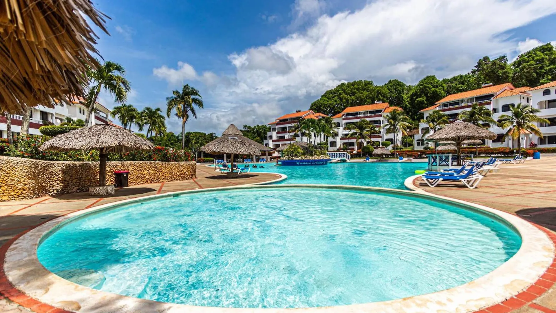 Serene Sosua Retreat With Private Pool City Views 0*,